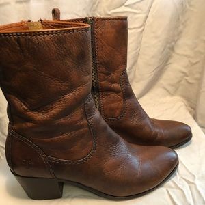 Frye Boots 8.5M Cognac